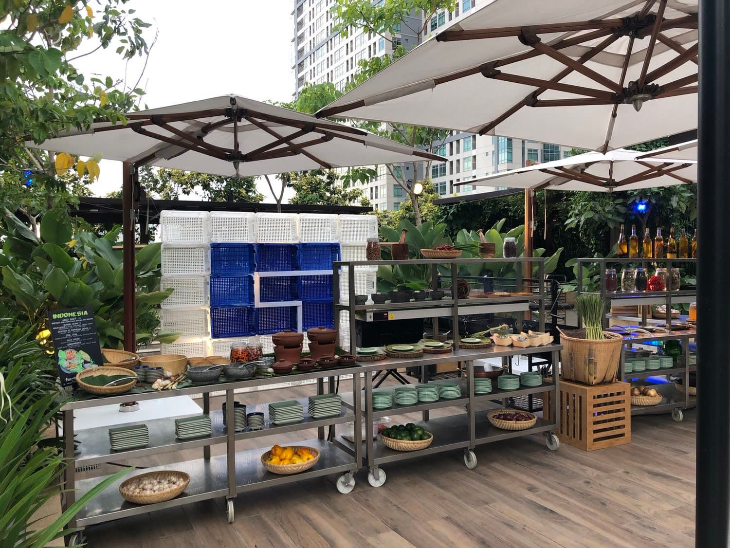 A southeast asian dinner spread and live stations by Grand Hyatt Manila.